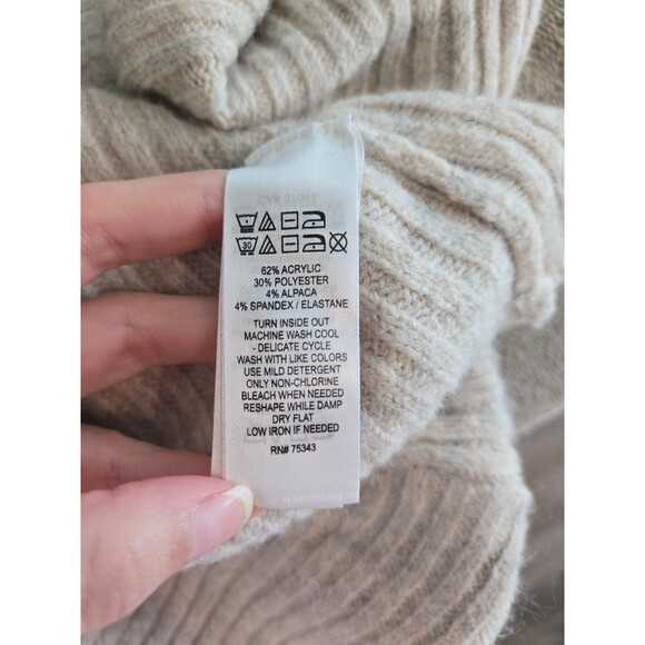 Happily Grey turtle neck sweater size small - Picture 5 of 7